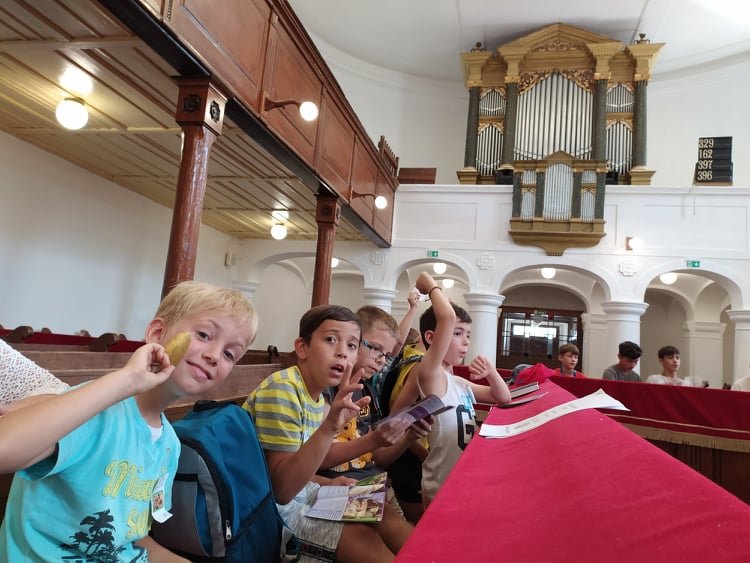 Ifjúsági és Vakációs Bibliahét 32